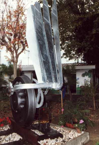 Il monumento inaugurato in ricordo dei ferrovieri