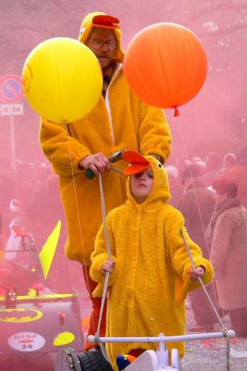  Valentina e gli amici dello stagno. 