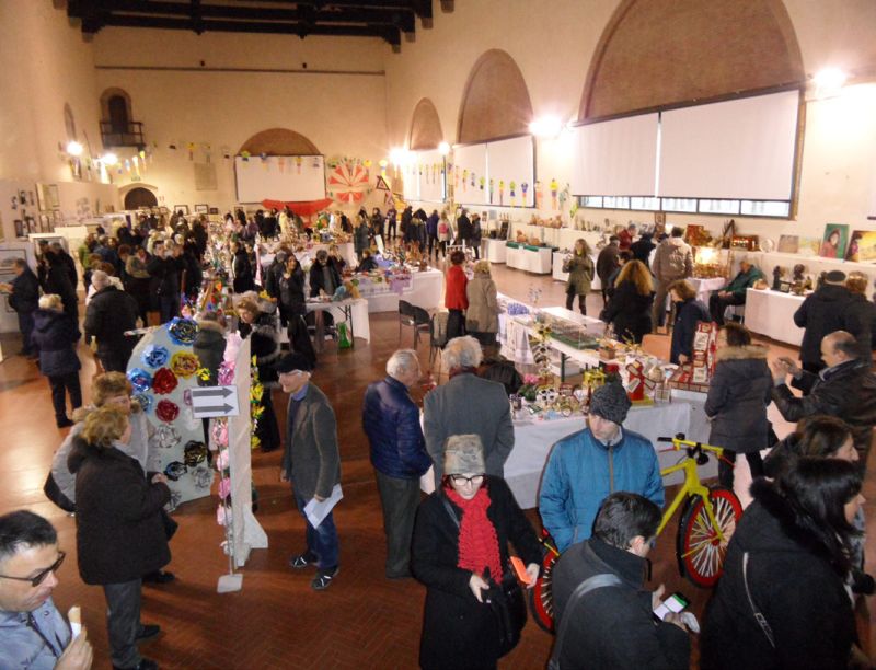  Una foto panoramica della mostra scattata da Lucio Brughiera. 